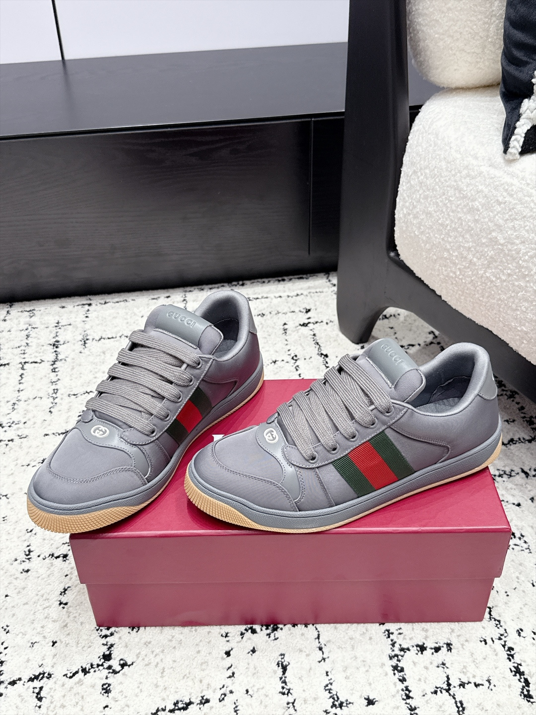 Gucci Women Shoes