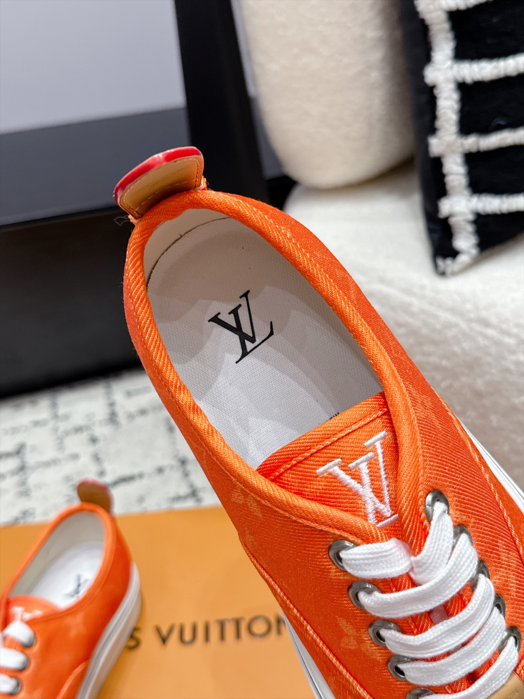 Louis Vuitton Sneakers