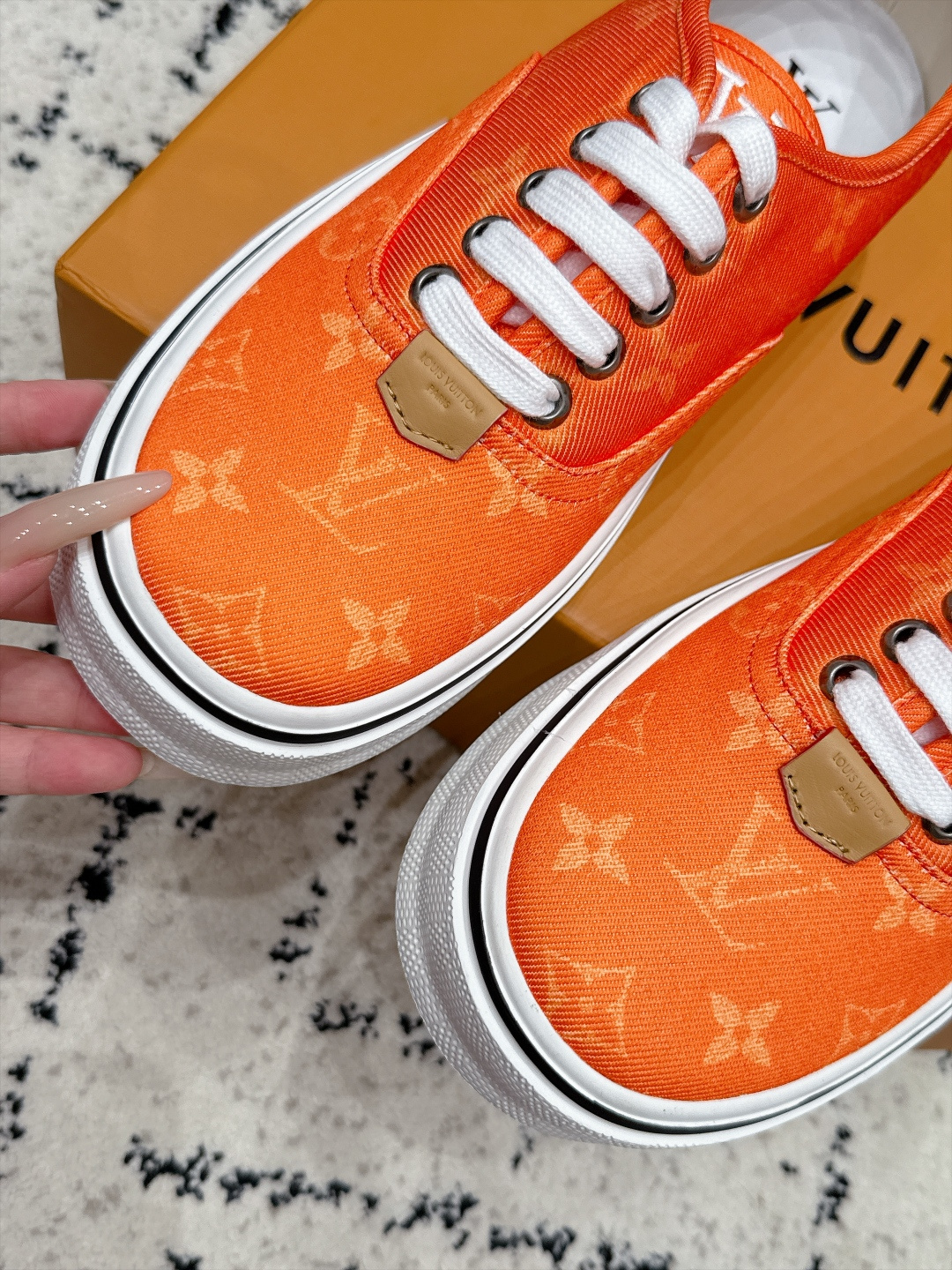 Louis Vuitton Sneakers