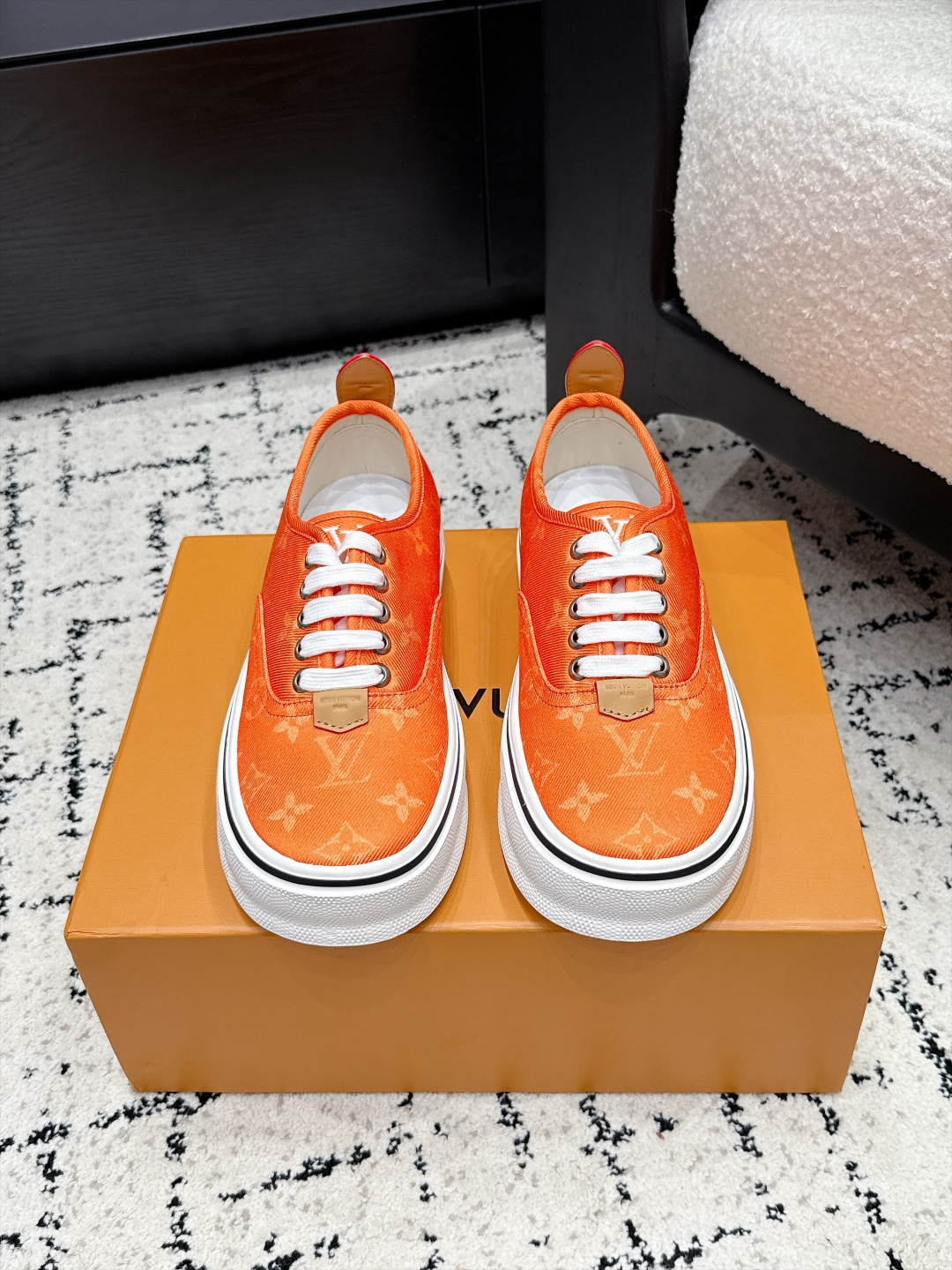 Louis Vuitton Sneakers
