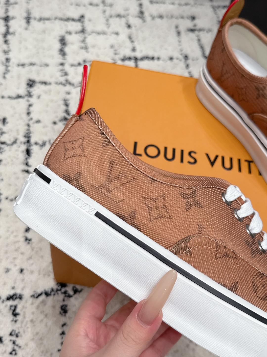 Louis Vuitton Sneakers