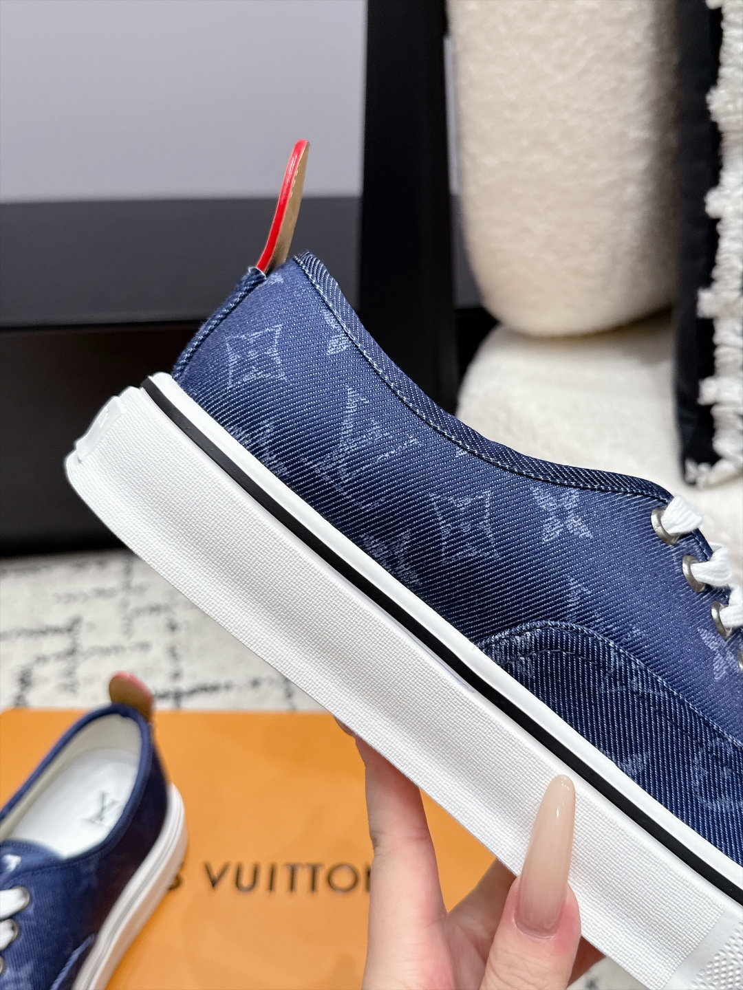 Louis Vuitton Sneakers