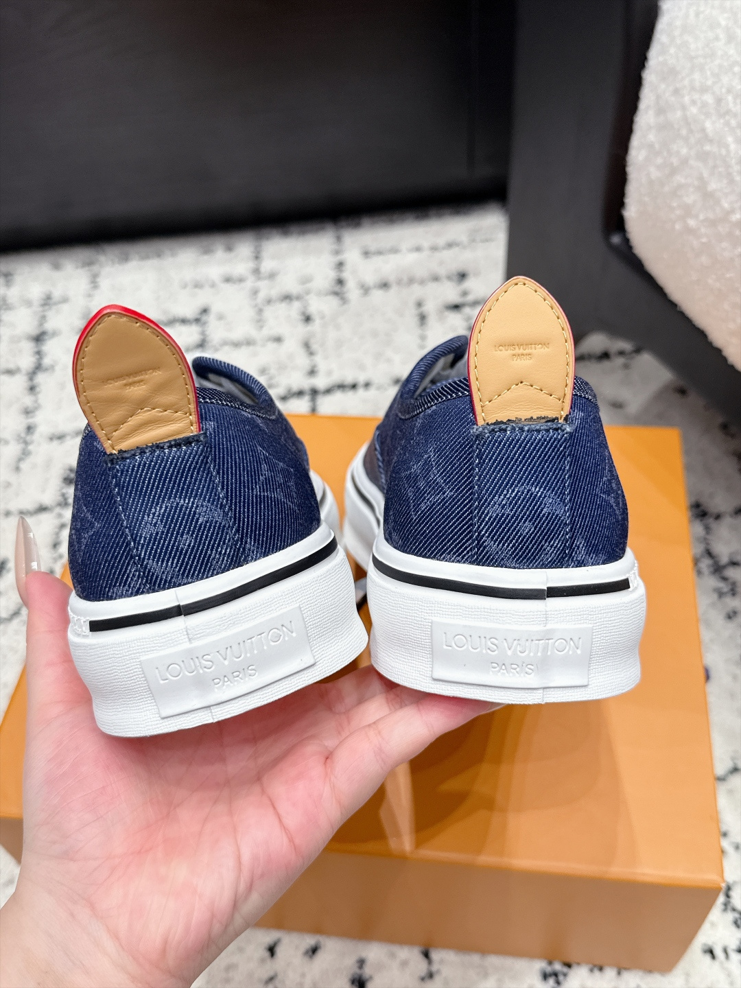 Louis Vuitton Sneakers