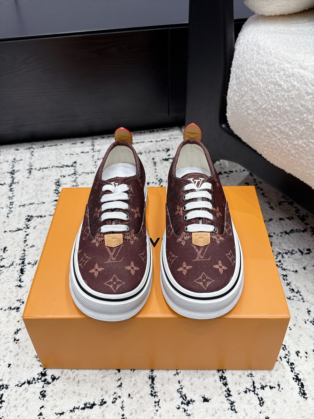 Louis Vuitton Sneakers