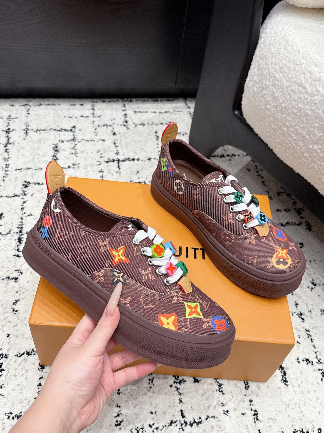 Louis Vuitton Sneakers