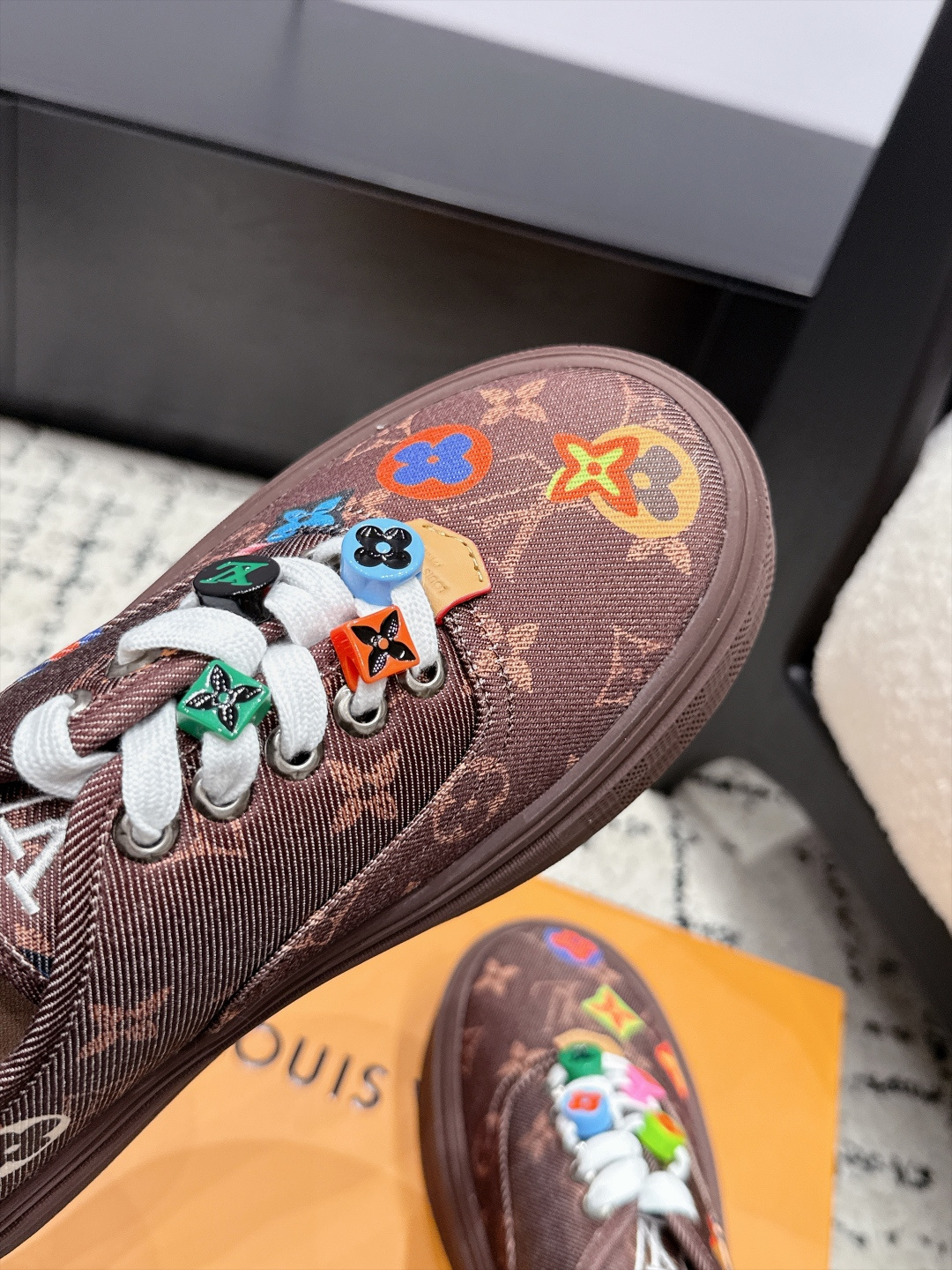 Louis Vuitton Sneakers