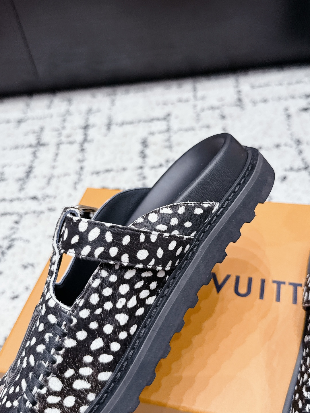 Louis Vuitton Slides