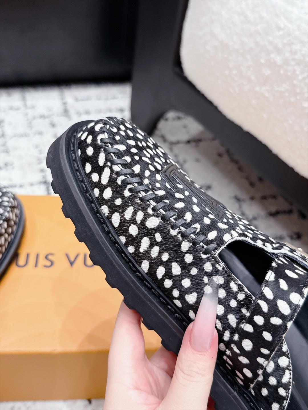 Louis Vuitton Slides