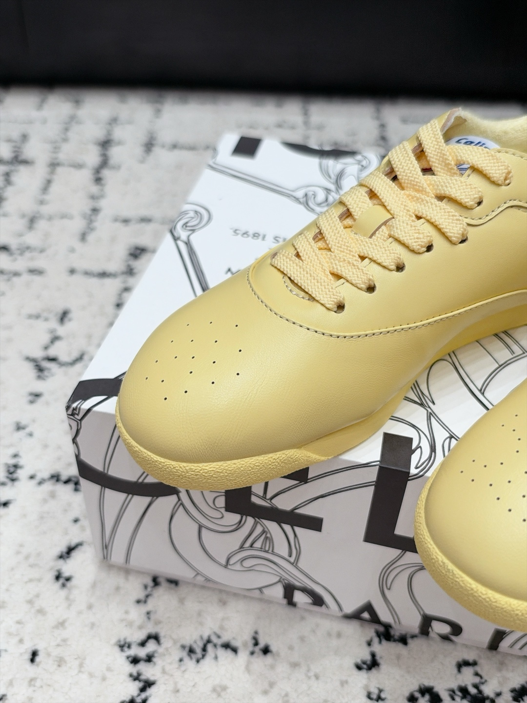 Designer Sneakers