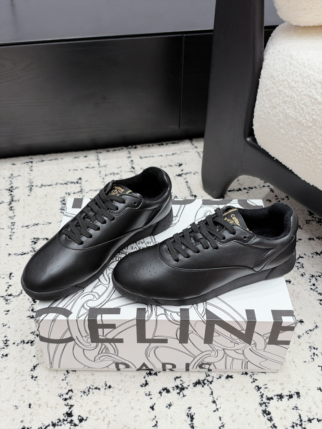 Designer Sneakers
