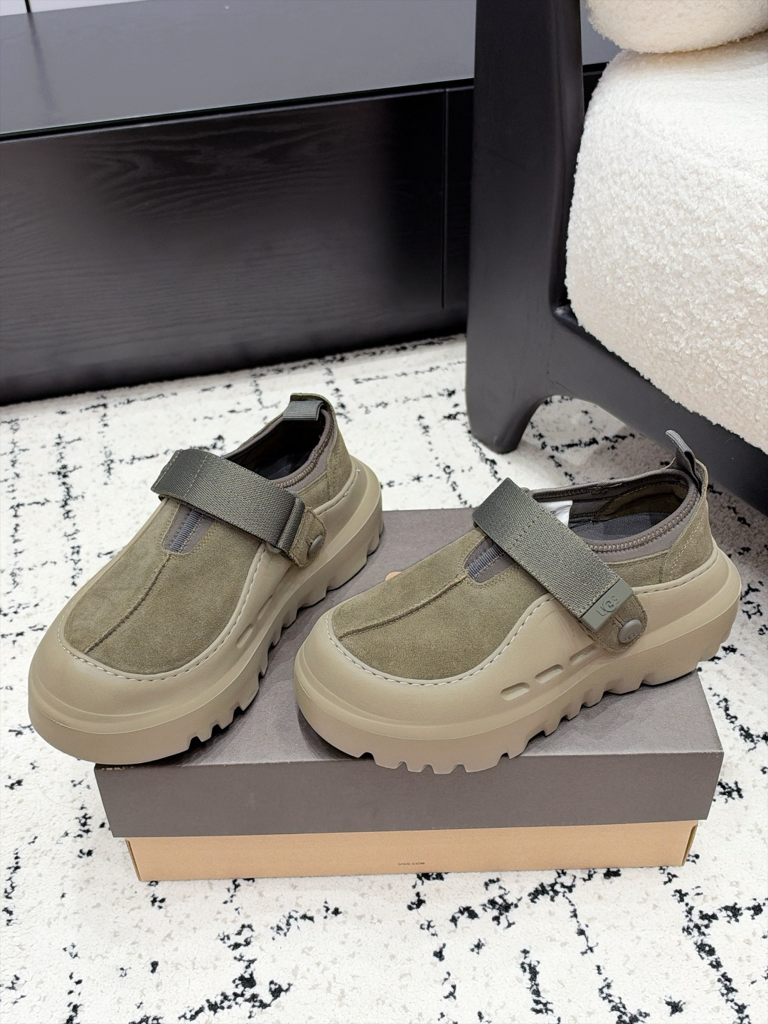 Designer Sneakers