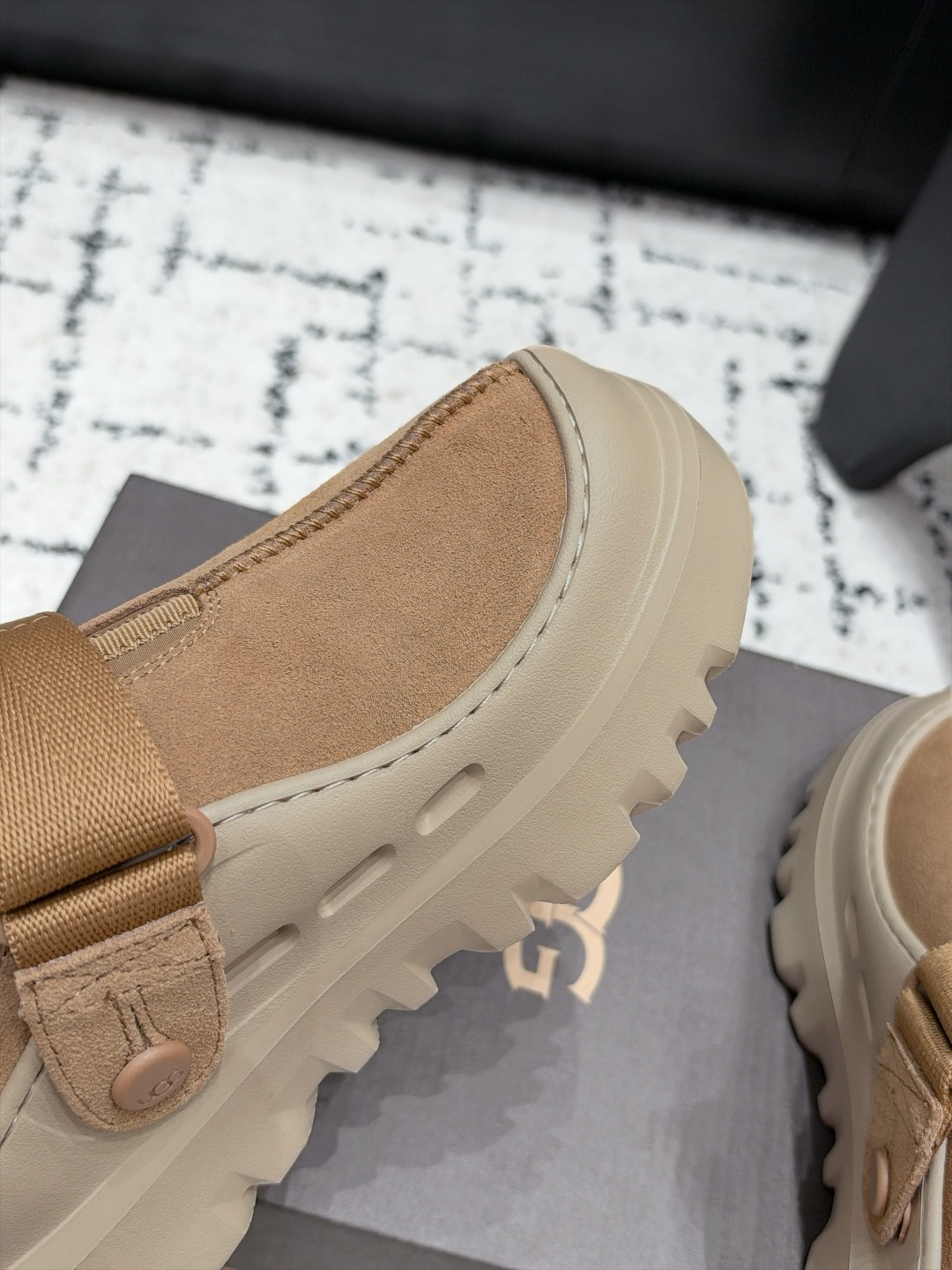 Designer Sneakers