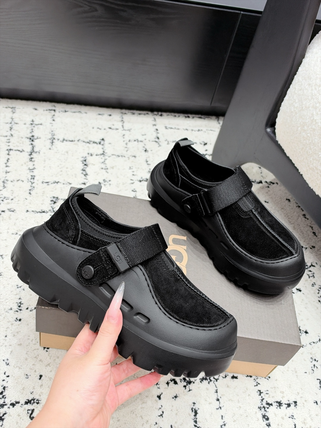 Designer Sneakers