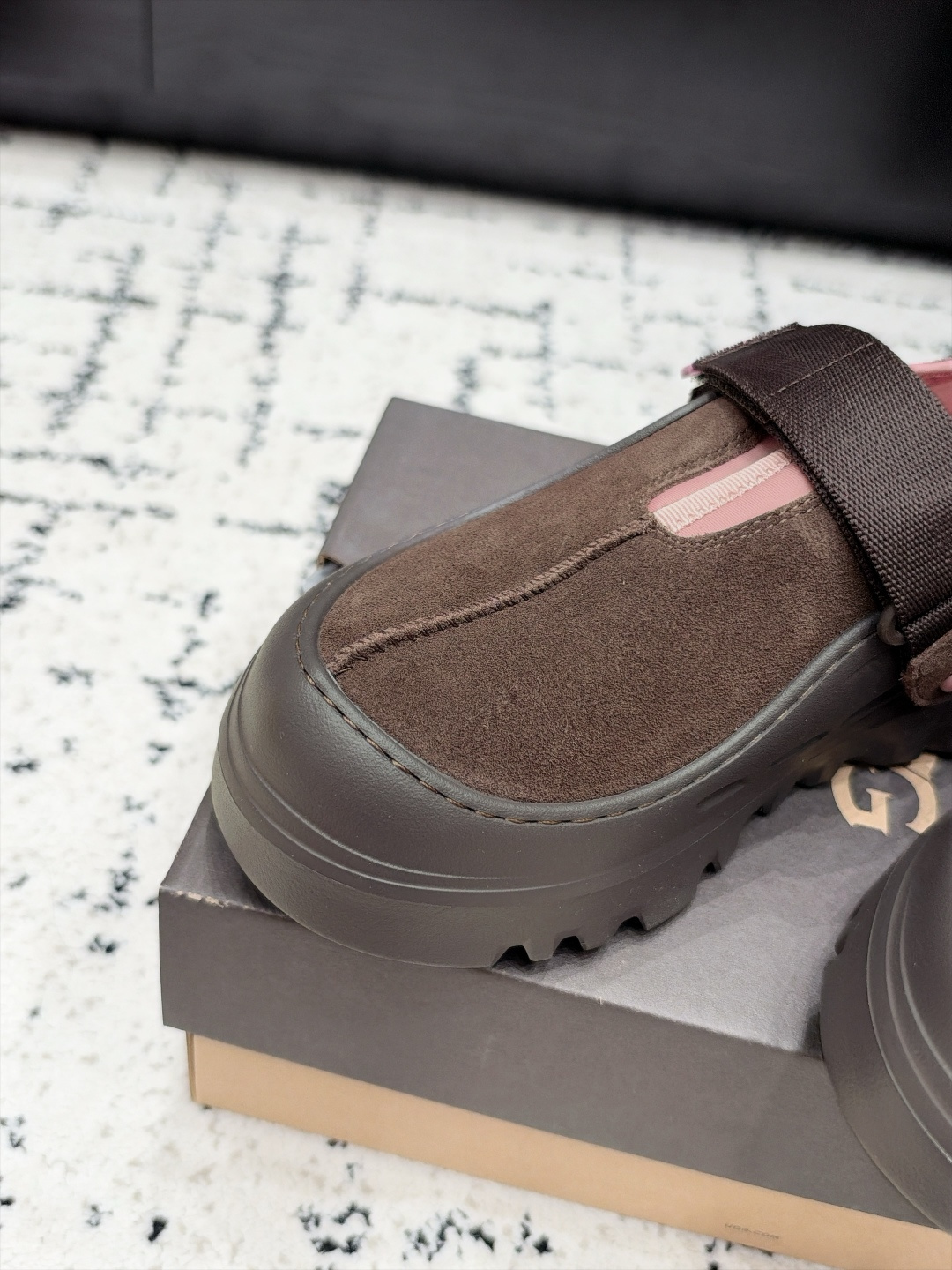 Designer Sneakers