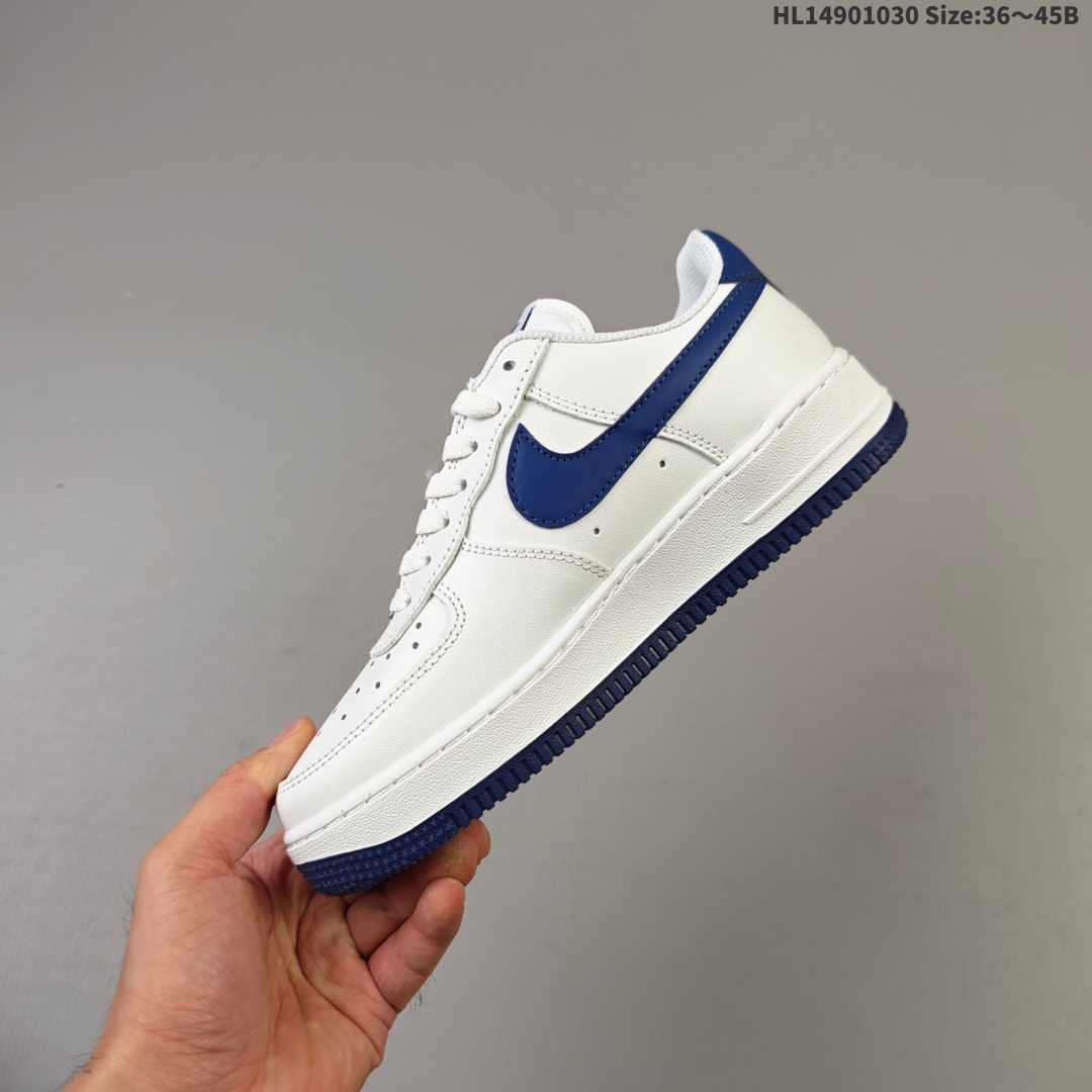  💰190
✅耐克Nike AIR FORCE 1’07空军一号低帮百搭休闲运动板鞋。柔软、弹性十足的缓震性能和出色的中底设计，横跨复古与现代的外型结合，造就出风靡全球三十多年的Force 1。
货号:FJ4146-100
尺码:36 36.5 37.5 38 38.5 39 40 40.5 41 42 42.5 43 44 45
ID:HL14901030 Size:36～45B