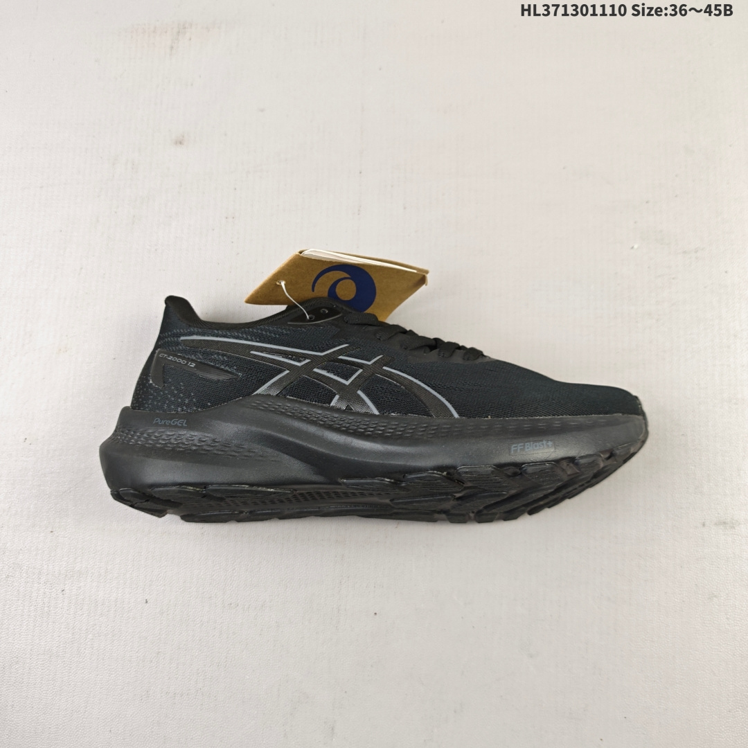 Asics GT-2000 12轻盈跑鞋 亚瑟士运动休闲透气专业跑鞋 第九版GT-2000采用更新的一体式鞋面 提供更好的贴合性 将您的脚掌固定在适当的位置 结构轻巧 柔软舒适 关键区域的材料得到加强 以在整个步态周期的每个阶段增加支撑 从而提高起飞效率 此外 一层ORTHOLITE泡棉提高了舒适度 鞋垫更贴合脚型 货号:1011B587-002 HL371301110