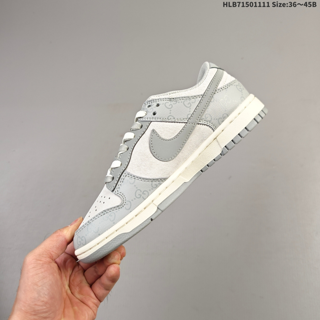 💰150
NIKE DUNK SB LOW 全新配色  GUCCI迪奥联名
定制Dunk SB顾名思义，具有经典的Dunk血缘，又注入了更多的时尚元素。相较于普通的Dunk滑板鞋，改良版的Dunk SB加厚了鞋舌的填充，使舒适性大大提升，同时也更方便穿脱；中底部分则加入了脚感柔软舒适Zoom Air气垫，有效吸收滑板等极限运动在落地时带来的冲击力，为街头运动者们提供更好的保护  
货号：DM6868 013
尺码：36 36.5 37.5 38 38.5 39 40 40.5 41 42 42.5 43 44 45
编码：HLB71501111 Size:36～45B