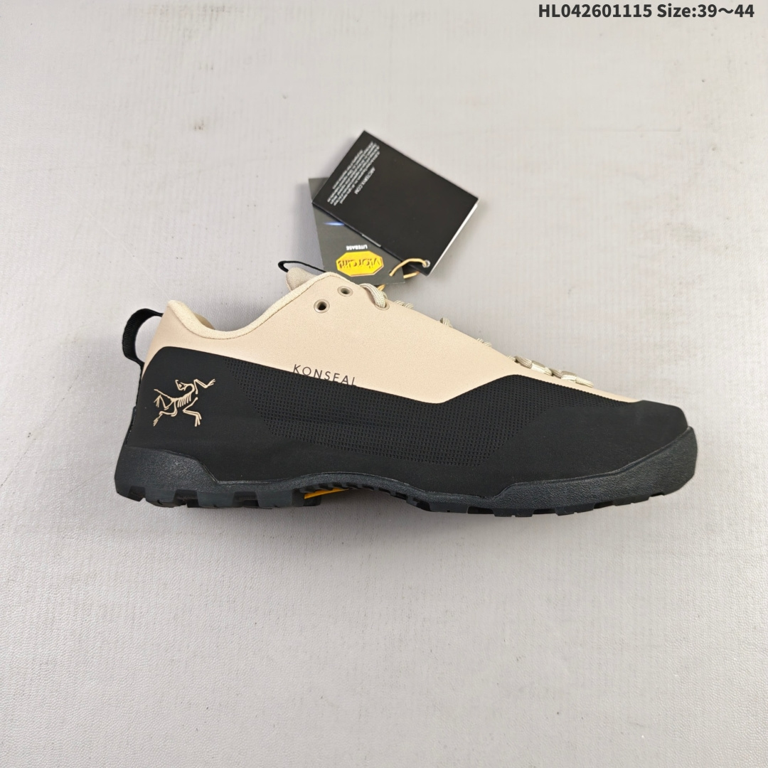 💰260
公司级✅Arcteryx始祖鸟KONSEAL WOMEN舒适 防滑耐磨透气支撑抓地 登山鞋
户外登山徒步,超轻量化舒适透气户外徒步登山攀登鞋,始祖鸟LT 🧑🤝🧑款轻量登山鞋还可用作光脚穿着的便鞋,登山,攀岩鞋高山专用攀岩装备,活动快捷、 LT 高性能的简约设计,轻量化保护周全而耐磨。
货号:L08192600-X000009970
lD:HL042601115 Size:39~44