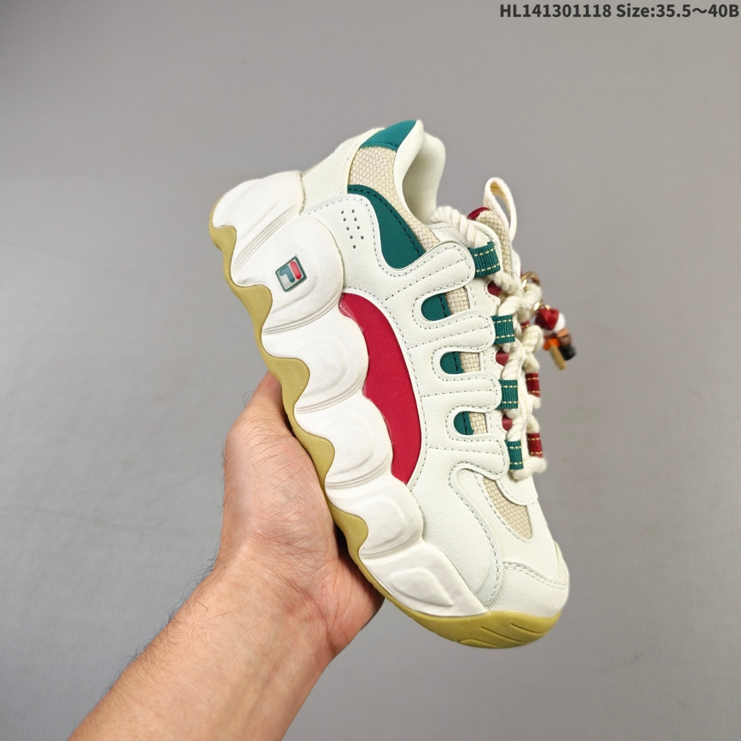 集合💰130
公司级✅Etudes x FILA斐乐 织物合成革TPU 圆头系带厚底 减震耐磨 低帮 复古休闲鞋
货号:F12W412101FSR
尺码:35.5 36 36.5 37.5 38 38.5 39 40
ID:HL141301118 Size:35.5~40B