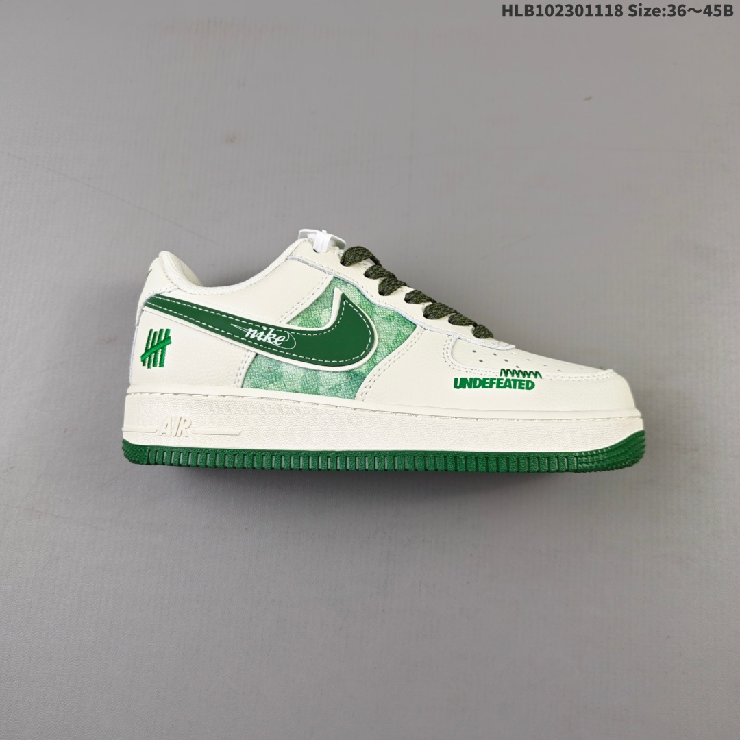 Nike Air Force 1 Low Supreme联名 原楦头原纸板 打造纯正空军版型 专注外贸渠道 全掌内置蜂窝气垫 原盒配件 原厂中底钢印、拉帮完美 官方货号: XY2025 005 编码:HLB102301118 B