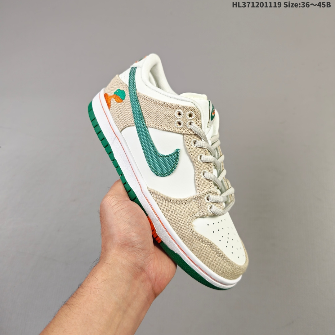 集合一💰120
公司级NIKE DUNK SB LOW 全新配色
定制Dunk SB顾名思义,具有经典的Dunk血缘,又注入了更多的时尚元素。相较于普通的Dunk滑板鞋,改良版的Dunk SB加厚了鞋舌的填充,使舒适性大大提升,同时也更方便穿脱;中底部分则加入了脚感柔软舒适Zoom Air气垫,有效吸收滑板等极限运动在落地时带来的冲击力,为街头运动者们提供更好的保护
货号:DD1391 100HL371201119 Size:36~45B