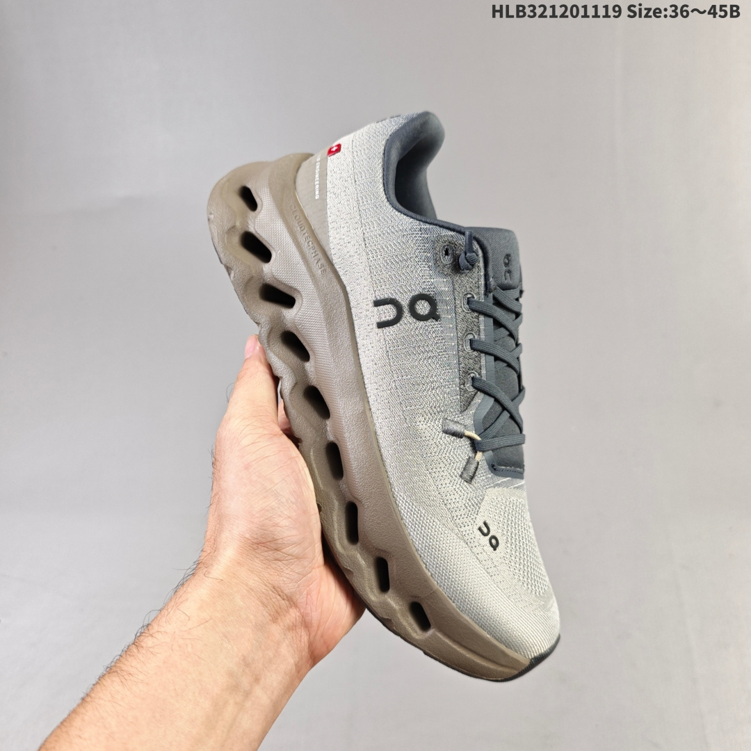 集合三💰120
公司级✅Loewe x On昂跑Cloudtilt 罗意威 联名轻量运动休闲鞋 
脚感很舒服 鞋底柔软且包裹性好 上脚显腿长
不管休闲还是运动都很百搭 是最好看最显质感的颜色
ID:HLB321201119