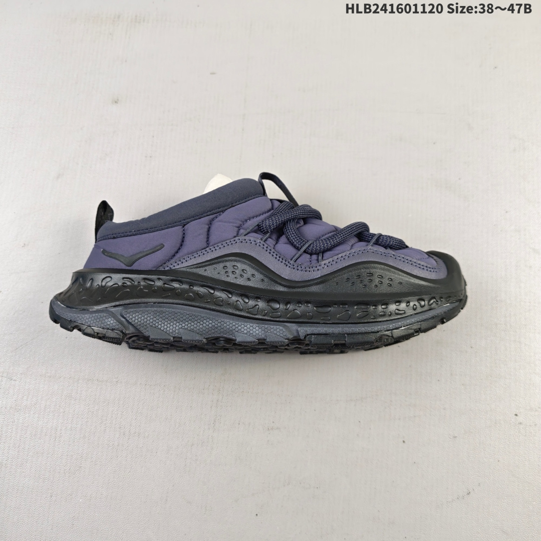 集合💰160
HOKA ONE ONE Ora Primo 全新配色
HOKA ONE ONE是来自美国的跑步鞋知名品牌,创立于2009年,始终致力于为所有跑者提供更新、更好的跑步装备。相比常规跑鞋,HOKA ONE
ONE特别研发使用性能独特的几何形跑鞋中底,此种鞋底更厚、更高、回弹性也更好,除了卓越的缓冲性能,它还能为各种阶段的跑者带来更具动
感、更加稳定的跑步体验。HOKA ONE ONE从设计之初就清楚意识到,要保证跑者步幅的均匀一致,双脚自然而然的运动至关重要
货号:1141570
编码:HLB241601120 Size:38~47B