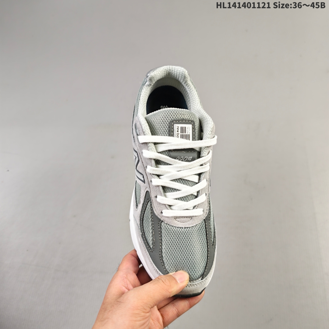 💰140
Loro Piana x New Balance NB 990 V6 复古单品
六代系列NB New Balance in USA M990V6美产血统经典复古百搭老爹风休闲运动跑步鞋 采用猪巴革组合网织鞋面材质 全新开发3层组合底模精密开发 中底材料构成，分别是REVlite悦轻中底、TPU发泡材料
货号：W990BK4
尺码：36 36.5 37 38 39 40 40.5 41.5 42 42.5 43 44 45
编码HL141401121 Size:36～45B
