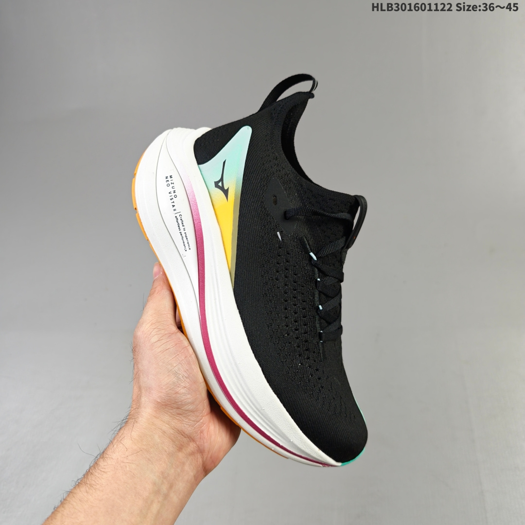 集合二💰160
Mizuno RUNNING美津浓 复古时尚休闲舒适减震运动跑步鞋 美津浓WAVE机械缓震，可以说是机械缓震跑鞋科技的翘楚。有着非凡的适应性，有着充分而持久的缓震能力和轻量化设计，是一双可以陪伴我们日常训练甚至是半马比赛的跑鞋，无论是“跑步初哥”还是“精英老鸟”，只要不是比较夸张的大体重人群，都可以穿着 Mizuno 来跑步。如果你不知道跑步穿什么鞋，不知道给别人推荐什么鞋，那么选美津浓 Sportstyle总是没错的！HLB301601122 Size:36～45