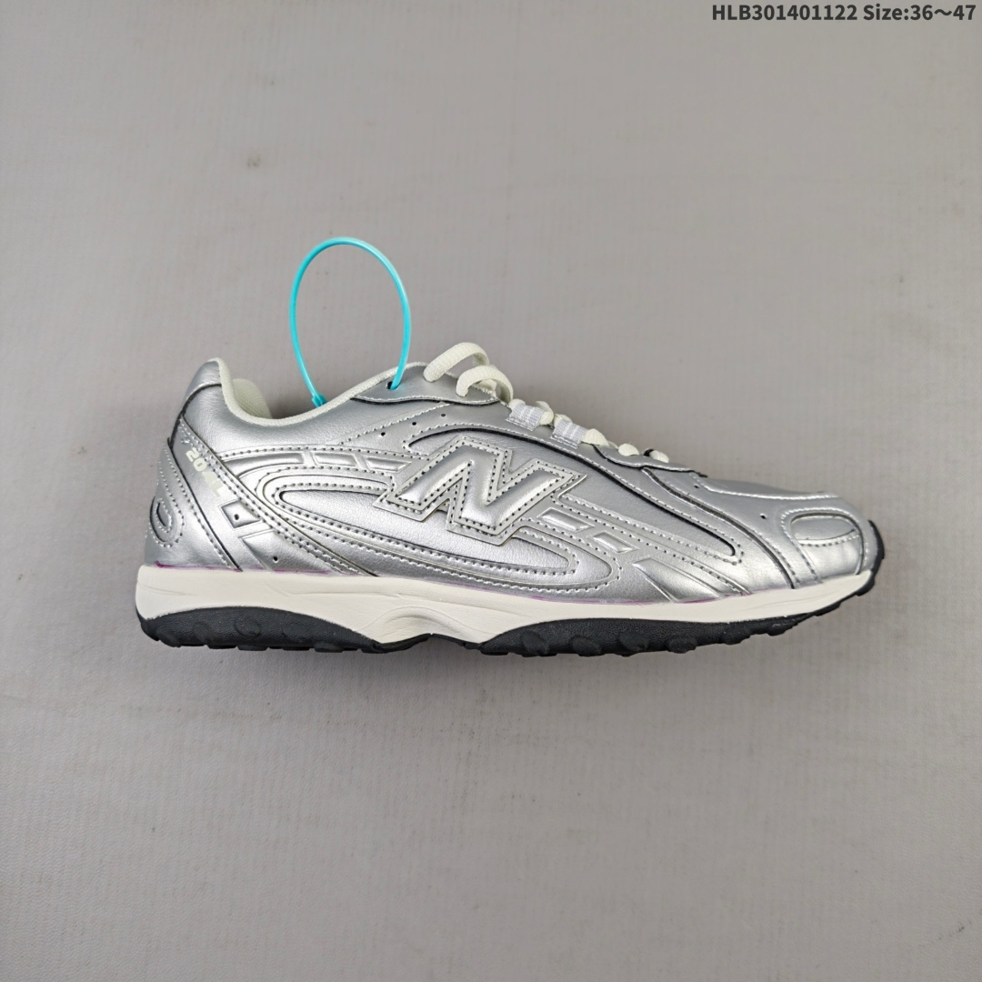 New Balance 新百伦204 系列 复古休闲运动百搭老爹跑步鞋 #采用猪巴革组合网织鞋面材质 #3层组合底模精密开发 #中底嵌入碳板缓震及后跟嵌入TPU装饰条稳固 官方货号: U204LMMF 编码:HLB301401122