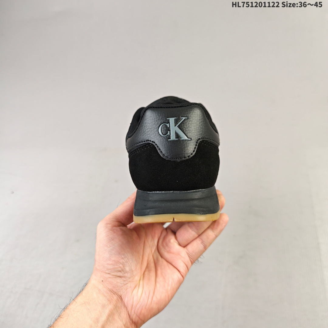 💰120
calvin klein CK Jeans  新款时尚字母叠印拼接休闲运动跑鞋
编号：HL751201122 Size:36～45