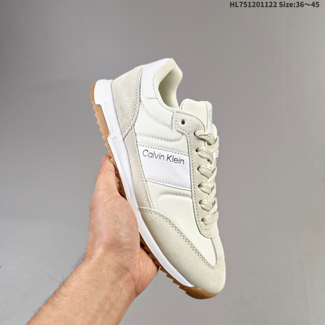 集合💰120
calvin klein CK Jeans  新款时尚字母叠印拼接休闲运动跑鞋
编号：HL751201122 Size:36～45