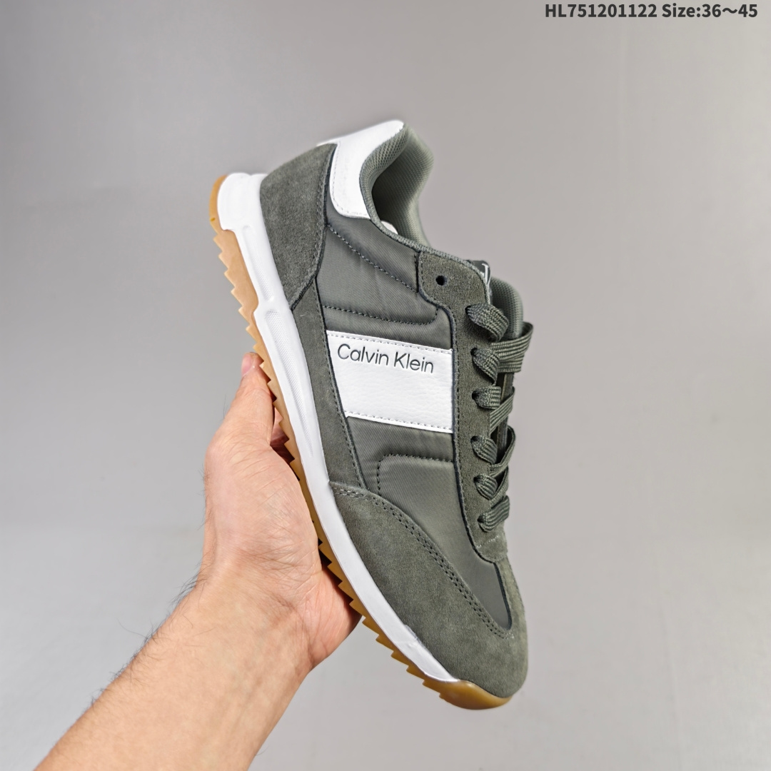 集合💰120
calvin klein CK Jeans  新款时尚字母叠印拼接休闲运动跑鞋
编号：HL751201122 Size:36～45