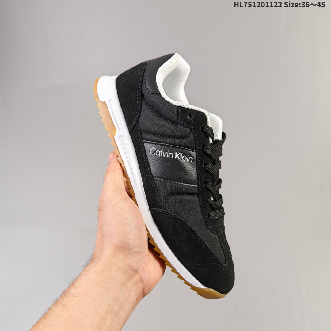 集合💰120
calvin klein CK Jeans  新款时尚字母叠印拼接休闲运动跑鞋
编号：HL751201122 Size:36～45