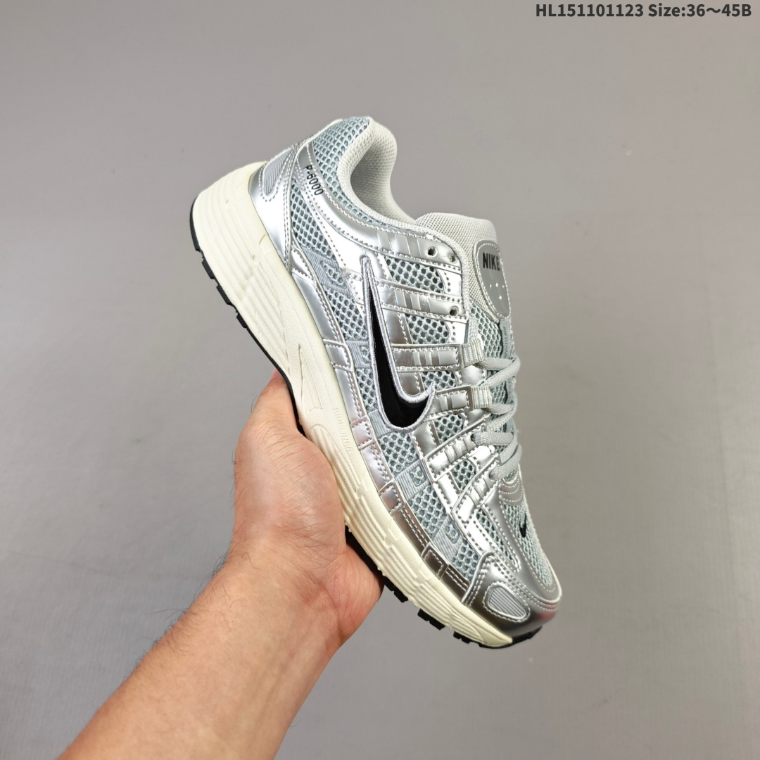 集合 真标带半码✅耐克(NIKE)男女子休闲运动鞋P-6000Premium 轻便舒适透气防滑缓震耐磨跑步鞋.P-6000 是一款植根于 2000 年代风格的混合款式,让人想起去年再次流行的 Zoom Vomero 5.采用透气网眼布搭配皮革和合成材质覆面,再现 21 世纪早期鞋款外观.活力配色打造时尚外观和运动美学,结合泡棉缓震配置,缔造非凡舒适的日常穿着体验.皮革、织物与合成材质组合鞋面,打造舒适支撑效果.沿袭 Nike Pegasus 25 和 Nike Pegasus 2006 的复古设计风格,泡棉中底,轻盈缓震,缓震鞋垫,带来舒适的足底体验,橡胶外底,铸就非凡抓地力. 货号:CD6404-105HL151101123 B