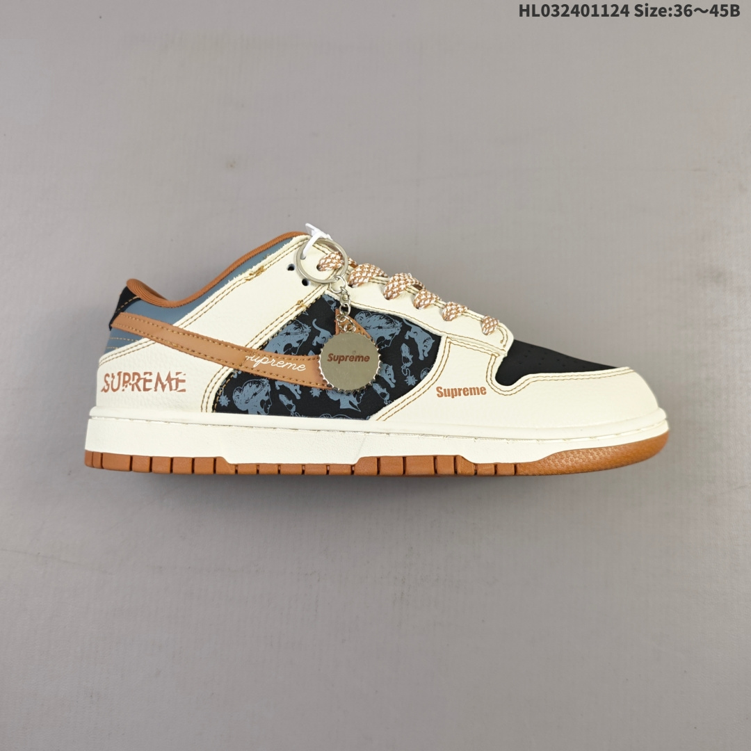 💰240
NIKE DUNK SB LOW 全新配色  supreme联名
定制Dunk SB顾名思义，具有经典的Dunk血缘，又注入了更多的时尚元素。相较于普通的Dunk滑板鞋，改良版的Dunk SB加厚了鞋舌的填充，使舒适性大大提升，同时也更方便穿脱；中底部分则加入了脚感柔软舒适Zoom Air气垫，有效吸收滑板等极限运动在落地时带来的冲击力，为街头运动者们提供更好的保护  
货号：DD1988 006
尺码：36 36.5 37.5 38 38.5 39 40 40.5 41 42 42.5 43 44 45HL032401124 Size:36～45B
