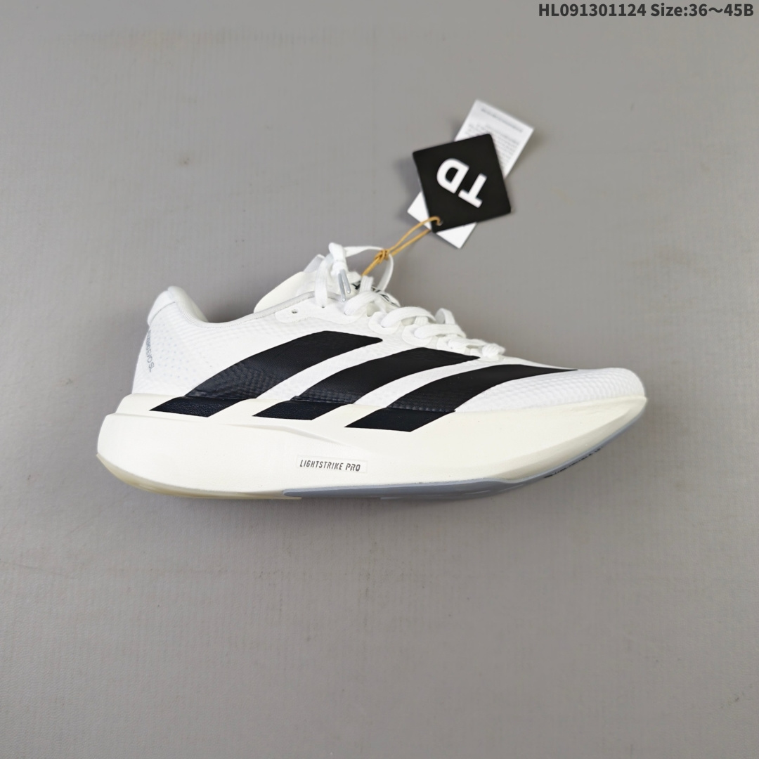 Ad Adizero Evo SL 阿迪超轻透气缓震跑鞋 以令人难以置信的138克重量,刷新了跑鞋轻量化的记录,阿迪在材料科学和工艺技术上的深厚积累. 全新鞋款采用Lightweight Upper材料,让穿着者几乎能够体验到一种"裸足"的感觉 货号:JR4736 HL091301124 B