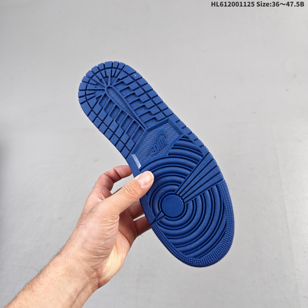 💰200
公司的!乔丹Air Jordan 1 Low 低帮复古文化休闲运动篮球鞋。该鞋款从 1985 年元年款汲取设计灵感,焕新演绎简约经典外观,让人感到熟悉的同时又颇具新意。缝线细节搭配后跟刺绣 Wings 标志,彰显 JORDAN 品牌与众不同的专属格调。皮革鞋面,塑就出众结构感与耐穿性。
货号:HQ6998 146
尺码:36 36.5 37.5 38 38.5 39 40 40.5 41 42 42.5 43 44 45 46 47.5
编码:HL612001125 Size:36~47.5B