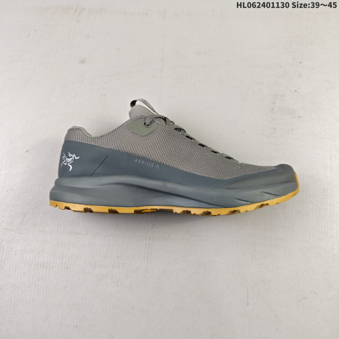 💰240
公司级真标带半码!
Norvanld M始祖鸟 覆盖防水高帮越野跑鞋 适合技术路线单日徒步穿着 Aeriosflgtx鞋受到长途野外跑步鞋的启发 适合在变化的地形上进行快速轻快的徒步旅行穿着 舒适而有支撑性 使您充满信心 该设计与脚部融为一体 可最大限度地减少摩擦 gore-tex保护膜可防水 采用gore隐形适体(invisiblefit)技术 更轻薄舒适 敏捷 稳定和技术路线上的自信源于vibram® megagrip外底 压缩eva内底以及一体的tpu 重量约:275g技术特点防水透气轻量耐磨鞋子鞋外底结构vibram®megagripM橡胶化合材料耐用柔软鞋子结构tpu鞋头可防磨损压缩eva泡沫内底以及一体的tpu铁芯提高了灵活性和稳定性 使您充满信心鞋子衬垫结构4mm厚ortholiteM3d模制插片材料gore-tex薄膜tpu高耐磨保护膜cordura®网眼布
编码:HL062401130 Size:39~45