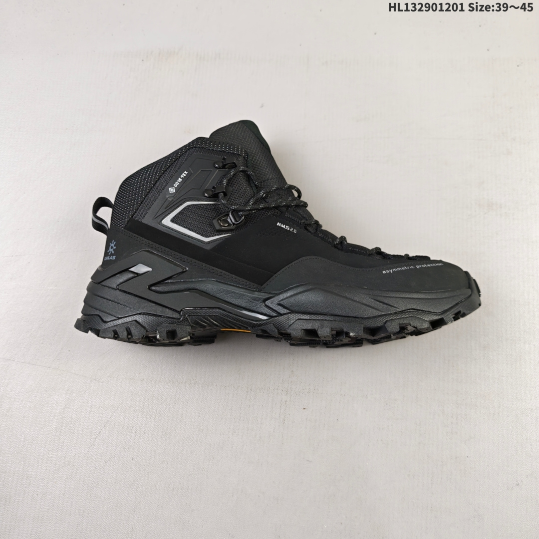 💰290
纯原✅凯乐石KAILAS MT5-2 GTX MID 运动户外 防水防滑 中帮登山徒步鞋
头层牛皮 全方面防护防撞 全掌调节系带 稳定前掌 防止前冲 中帮设计 保护脚踝 防扭转
GORE-TEX科技 防水透气 不惧多变气候 双密度中底 长距离徒步保障舒适与稳定 自研橡胶大底 无惧复杂路况
货号:KS2442174
ID:HL132901201 Size:39~45