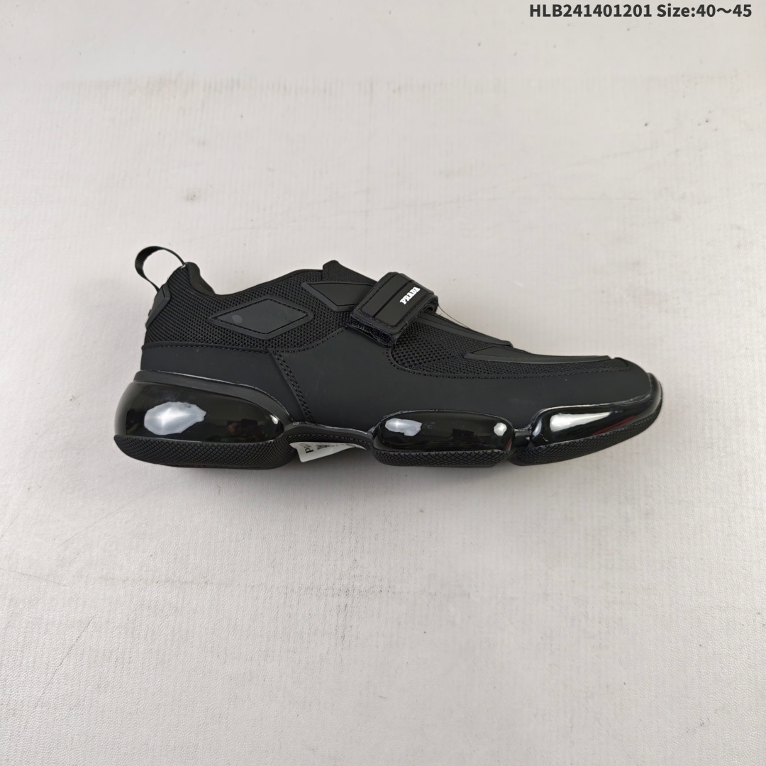 💰140
真标✅PRADA普拉达 Cloudbust 魔术贴 运动 减震耐磨包裹性 低帮生活休闲鞋
此款全新的运动鞋采用运动和创新设计 具有网眼锥形轮廓和气垫设计 橡胶鞋底为这款个性鲜明的运动鞋注入现代魅力 网眼织物 橡胶材质 魔术贴搭扣开合带 橡胶鞋底
货号:2OG066_2ODJ_F0002
ID:HLB241401201 Size:40~45