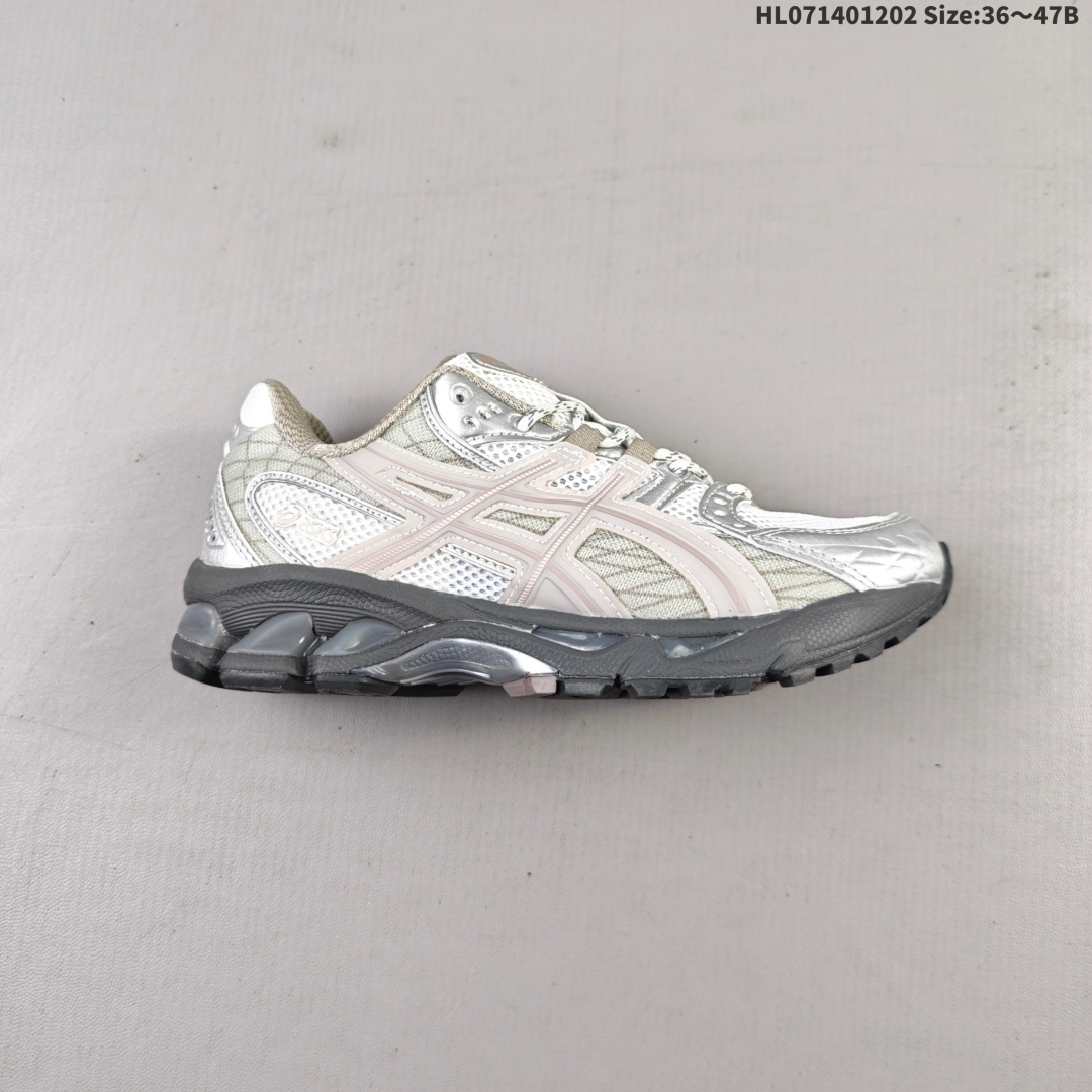 💰140
ASICS Gel-Nimbus 10.1 亚瑟士雨云10.1代系列轻量缓震休闲运动跑步鞋 近年来，运动鞋市场迎来了一个新的设计潮流：通过融合艺术与技术，赋予运动鞋更多的时尚元素和创新设计。作为市场中的领导者之一，ASICS（亚瑟士）一向以其技术创新和卓越的鞋款设计著称。而另一个前卫的实验鞋类品牌EMPTY BEHAVIOR，以其非凡的创意和探索，尤其对未来主义和非传统材料的热情撞击，从业界中脱颖而出。两者的合作，以推出特别版的GEL-NIMBUS™ 10.1鞋款——主题为“EVEN MY SHOE IS ART”为标志，为运动鞋设计涉入一个全新的高度。
货号:1203A543 021HL071401202 Size:36～47B