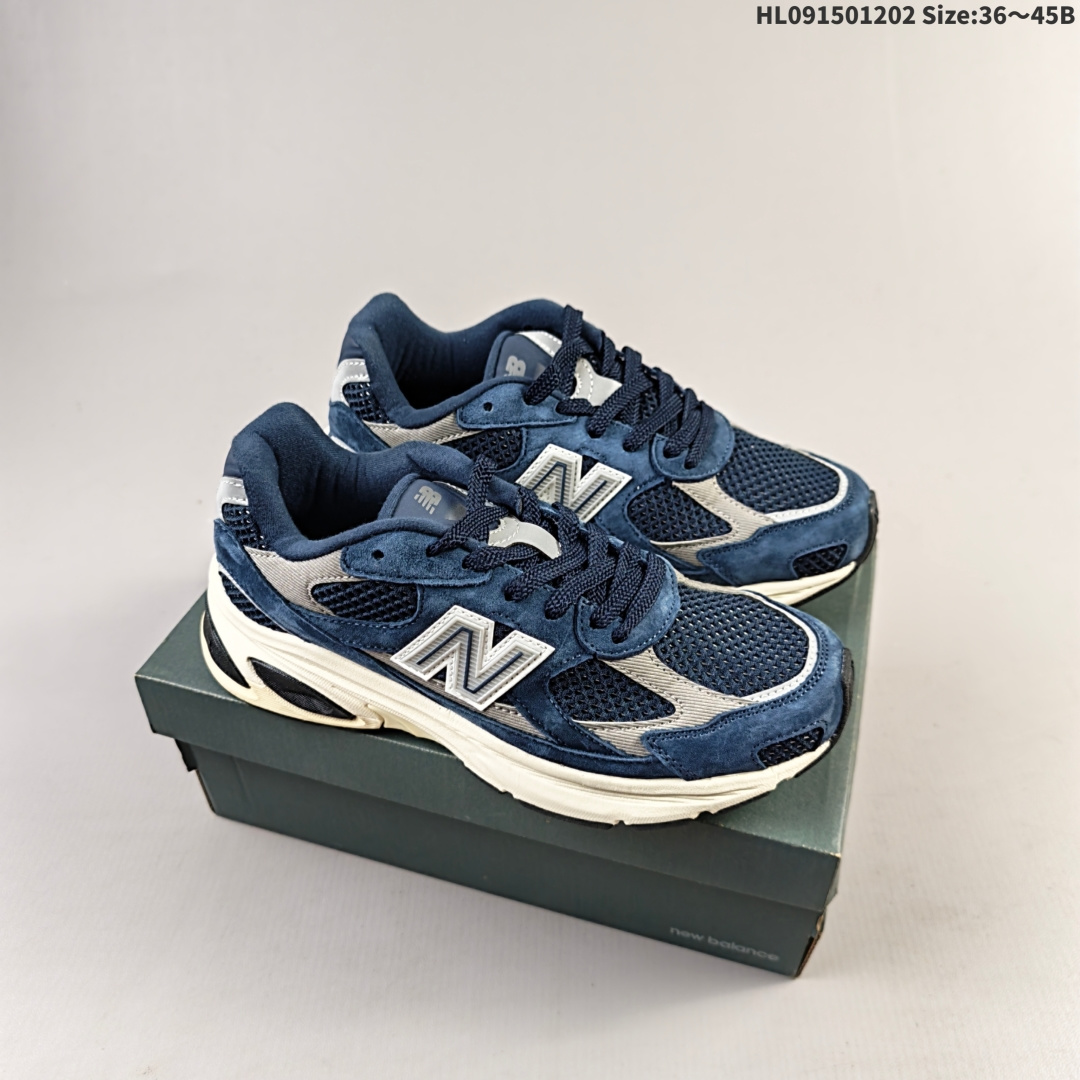 集合💰150
New Balance 2010系列
新百伦 复古老爹风网布跑步休闲运动鞋
新百伦经典配色 沿袭了面世之初的经典科技 以ENCAP中底配以升级版 N-ERGY缓震物料 鞋面则采用特色的柔软麂皮搭以NewBalance经典的尼龙网布 低调中还原跑鞋本真 更年轻化的设计理念与材质 让新世代青年得以用全新视角体验经典鞋款的传奇魅力
货号:U2010RCA
尺码:36 37 37.5 38 38.5 39.5 40 40.5 41.5 42 42.5 43 44 45HL091501202 Size:36~45B