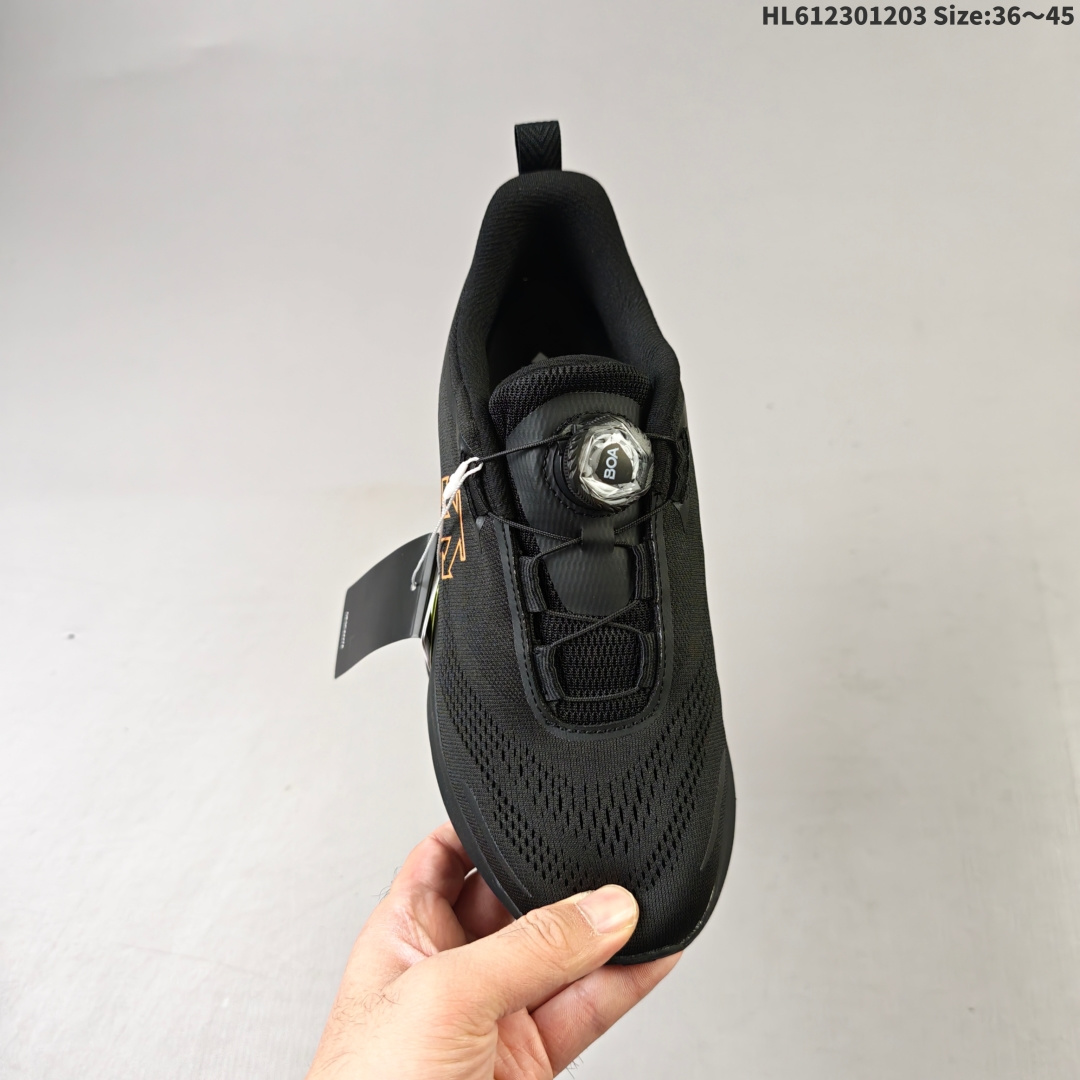 💰230 公司级✅迪桑特DESCENTE LAVITATE TRAIL WIRE 3.0 舒适百搭防滑耐磨 低帮 休闲跑步鞋 采用大网眼材质鞋面 轻薄通透不闷热 前掌易弯折设计 提供灵活的穿着感受 后跟Z-FOAM填充 缓震回弹 BOA FIT SYSTEM系带系统 便捷穿脱 货号:D5431RRN24 尺码:36 36.5 37.5 38 38.5 39 40 40.5 41 42 42.5 43 44 45 lD:HL612301203 Size:36~45