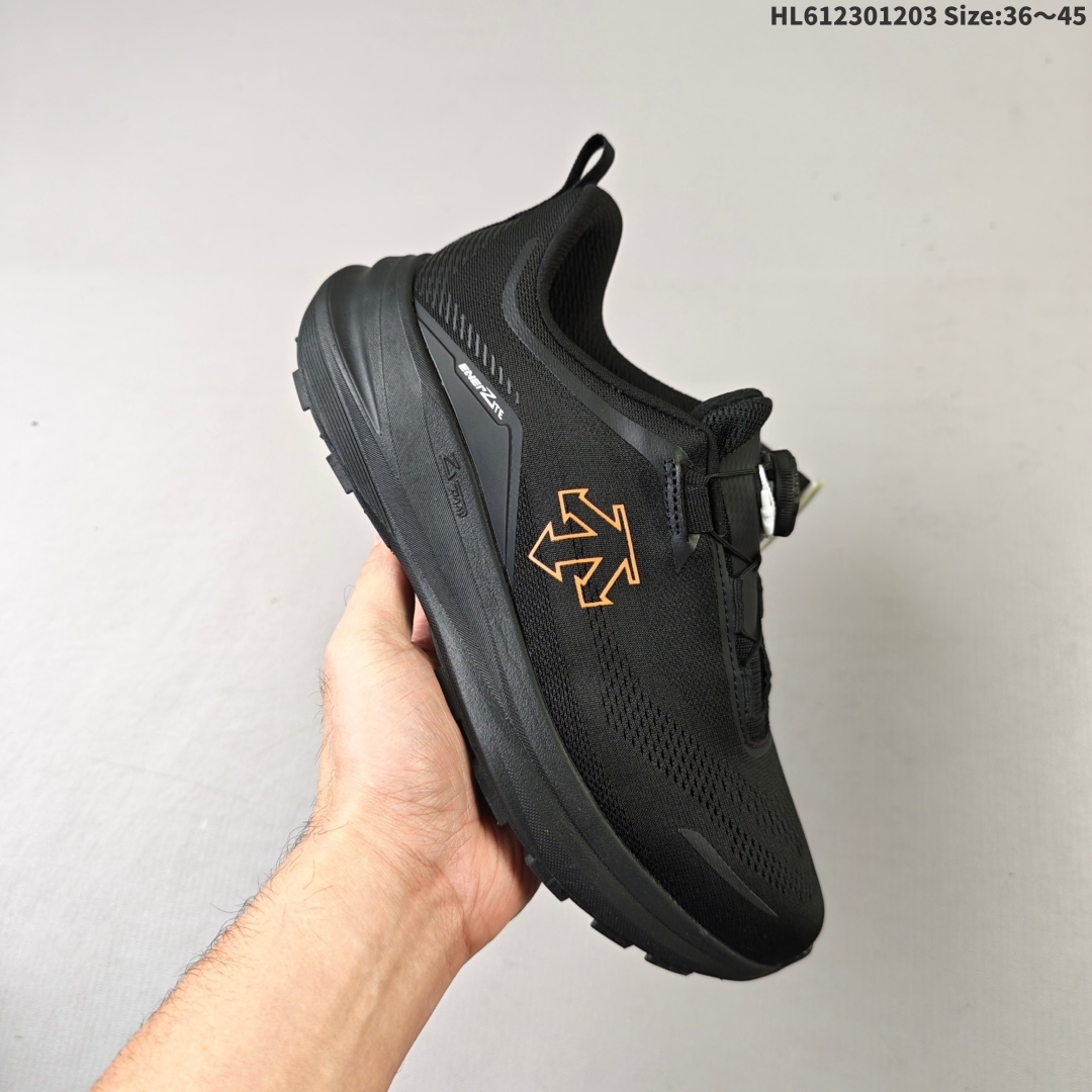 集合💰230 公司级✅迪桑特DESCENTE LAVITATE TRAIL WIRE 3.0 舒适百搭防滑耐磨 低帮 休闲跑步鞋 采用大网眼材质鞋面 轻薄通透不闷热 前掌易弯折设计 提供灵活的穿着感受 后跟Z-FOAM填充 缓震回弹 BOA FIT SYSTEM系带系统 便捷穿脱 货号:D5431RRN24 尺码:36 36.5 37.5 38 38.5 39 40 40.5 41 42 42.5 43 44 45 lD:HL612301203 Size:36～45