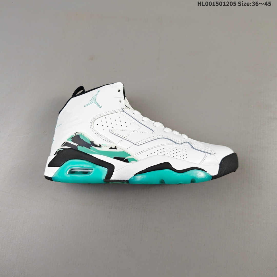 💰150 超A 二层 Air Jordan MVP 678 高帮 白黑绿 AJ678 乔丹678代 aj678 乔678 高邦 白绿黑 乔丹篮球鞋系列 Jordan MVP678作为Jumpman系列中最具争议也最广泛可得的混合鞋款之一，巧妙地将Air Jordan 6、7和8的经典元素融为一体，展现出别具一格的设计魅力；鞋款采用白色皮革打造，融合了AJ7的黑色鞋面及内里，AJ6的白色鞋舌，AJ8鞋侧经典的TPU涂鸦元素；除了融合之外，鞋身外侧Jumpman Logo及内侧23印记分别以绿色、白色呈现，彰显球鞋身份；后跟复古Nike Swoosh Logo及Air标志采用了醒目的绿色装饰，这一复古标识无疑是该混合鞋款最具吸引力的独特印记，外底硕大的Jumpman Logo辅以湖水绿点缀，最后以AJ6白色中底搭配AJ6经典湖水绿透明橡胶外底及可视Air Sole气垫完善整体设计收尾。 货号：DZ4475-103 尺码：36 37.5 38 39 40 41 42 43 44 45HL001501205 Size:36～45