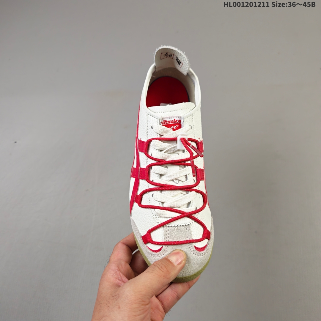 头层带半码 Onitsuka Tiger Mexico 66 阿斯克斯 亚瑟士 低帮 白红解构鞋带 圆头舒适减震耐磨低邦休闲跑步鞋男女同款 Mexico 66以1961年的练习鞋为原型,并与1966年研发出的鞋面Onitsuka Tiger Stripes设计结合.十字强补,后套的柔软后跟及后跟边设计都是其特色.薄底,细身是代表Onitsuka Tiger的标准鞋款. 此款Mexicoj 66系列 中性休闲运动鞋采用虎爪造型的Logos,鞋身稳定包裹系统,支撑鞋身.牛皮革帮面韧性佳,透气性好,耐磨性高.Onitsuka Tiger特有的橡胶配方,弹性及止滑效果良好.后跟X型部件设计,稳定结构保护后跟.鞋头外包橡胶片保护脚趾,耐磨损. 货号:1183C216-100 HL001201211 B