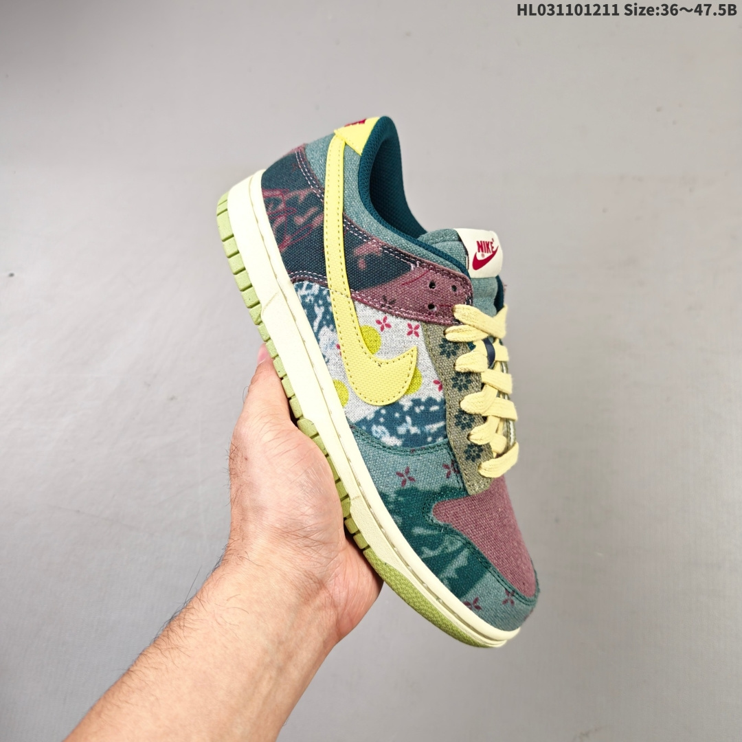 集合一特价💰110
Nike/耐克 男女鞋真标半码制，原楦原纸版开发，原数据3D定位单宁纯棉织帆布材质鞋面，鞋垫嵌入缓震乳胶+Sole真气垫装置，原比值开发耐磨橡胶大底❗️酷似 TS 联名的新品千万别错过,耐克Nike SB Dunk Low"Lemon Wash"扣篮系列低帮休闲运动滑板板鞋“水洗拼接丹宁扎染印花 CZ9747-900
码数：36 36.5 37.5 38 38.5 39 40 40.5 41 42 42.5 43 44 45 46 47
编码：HL031101211 Size:36～47.5B