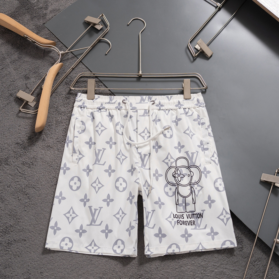 Louis Vuitton LV路易威登 最新款 短裤沙滩裤 沙滩旅游 高订制 五金 上身效果超正 腿部线条完全得到彰显