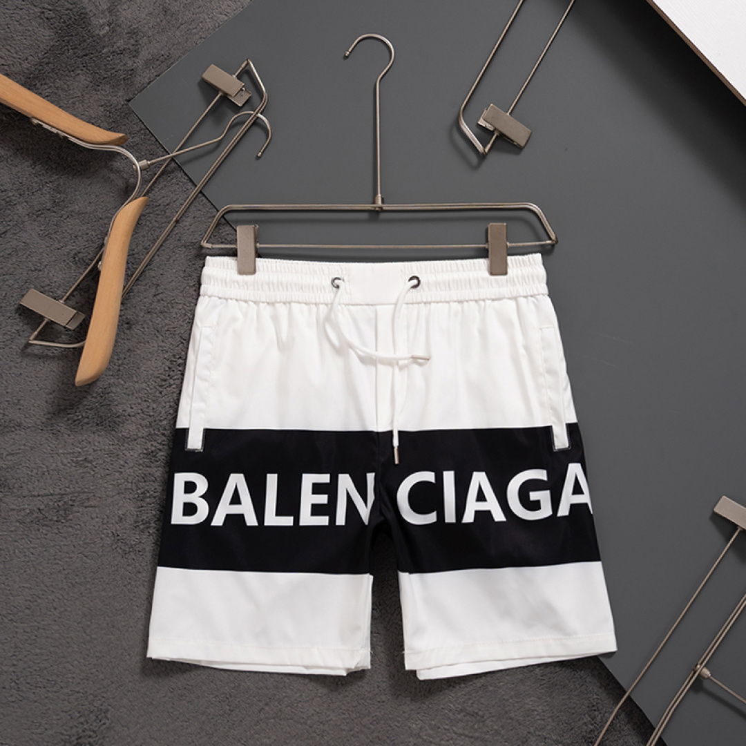 Balenciaga 巴黎世家最新款 短裤沙滩裤 沙滩旅游 高订制 五金 上身效果超正 腿部线条完全得到彰显